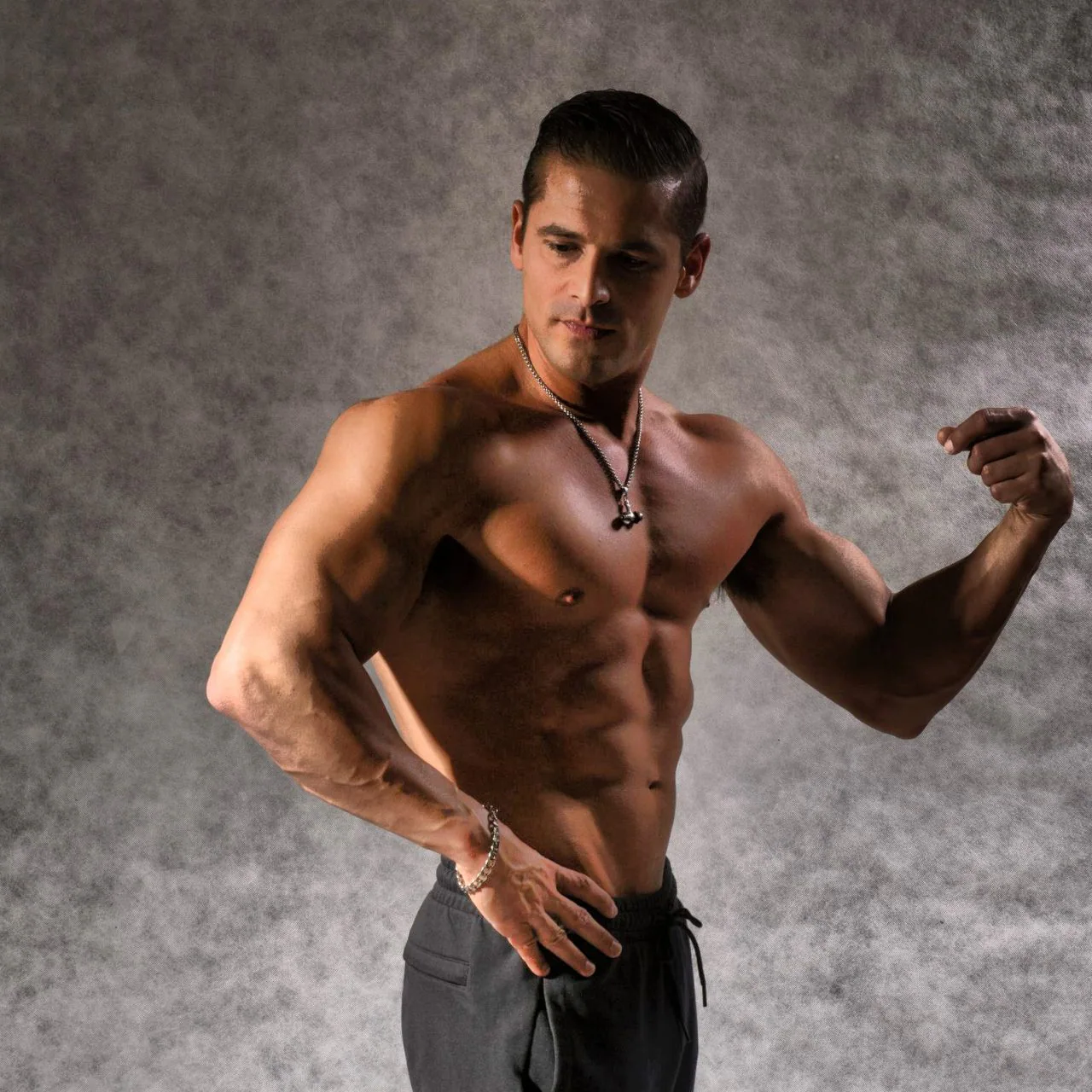 Cristian Grosz, entrenador y atleta IFBB